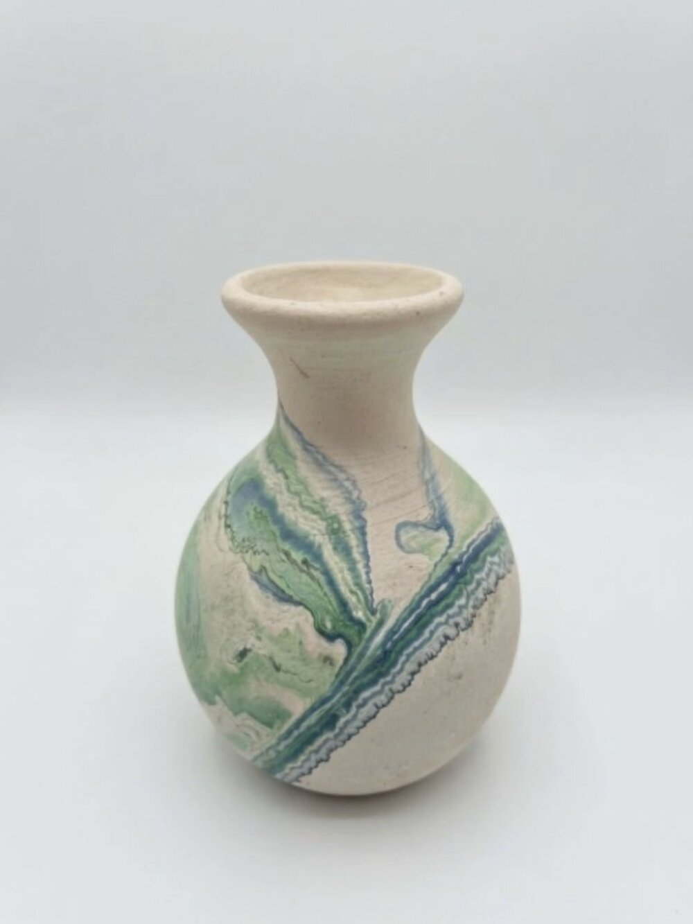 Vintage Nemadji Earthly Marbled Sand Art Pottery Vase (Small) – Green & Blue